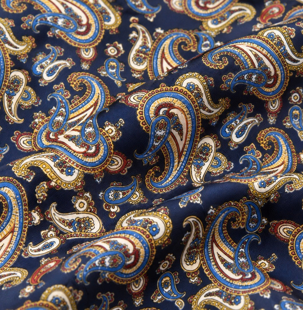 Einstecktuch Navy mit Paisley-Muster & rotem Rand